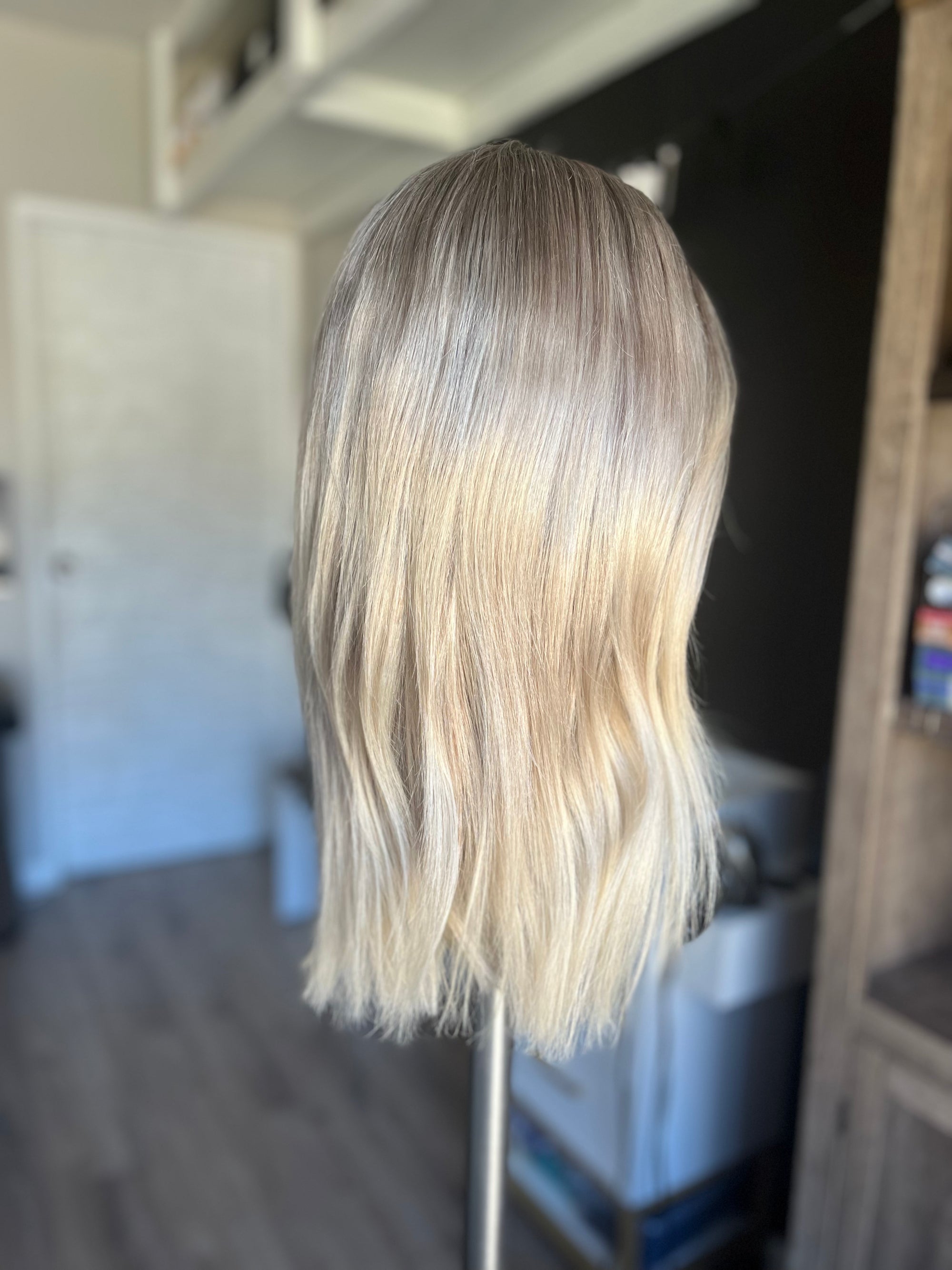 "Emma" Transparent 17" Lace Front Wig