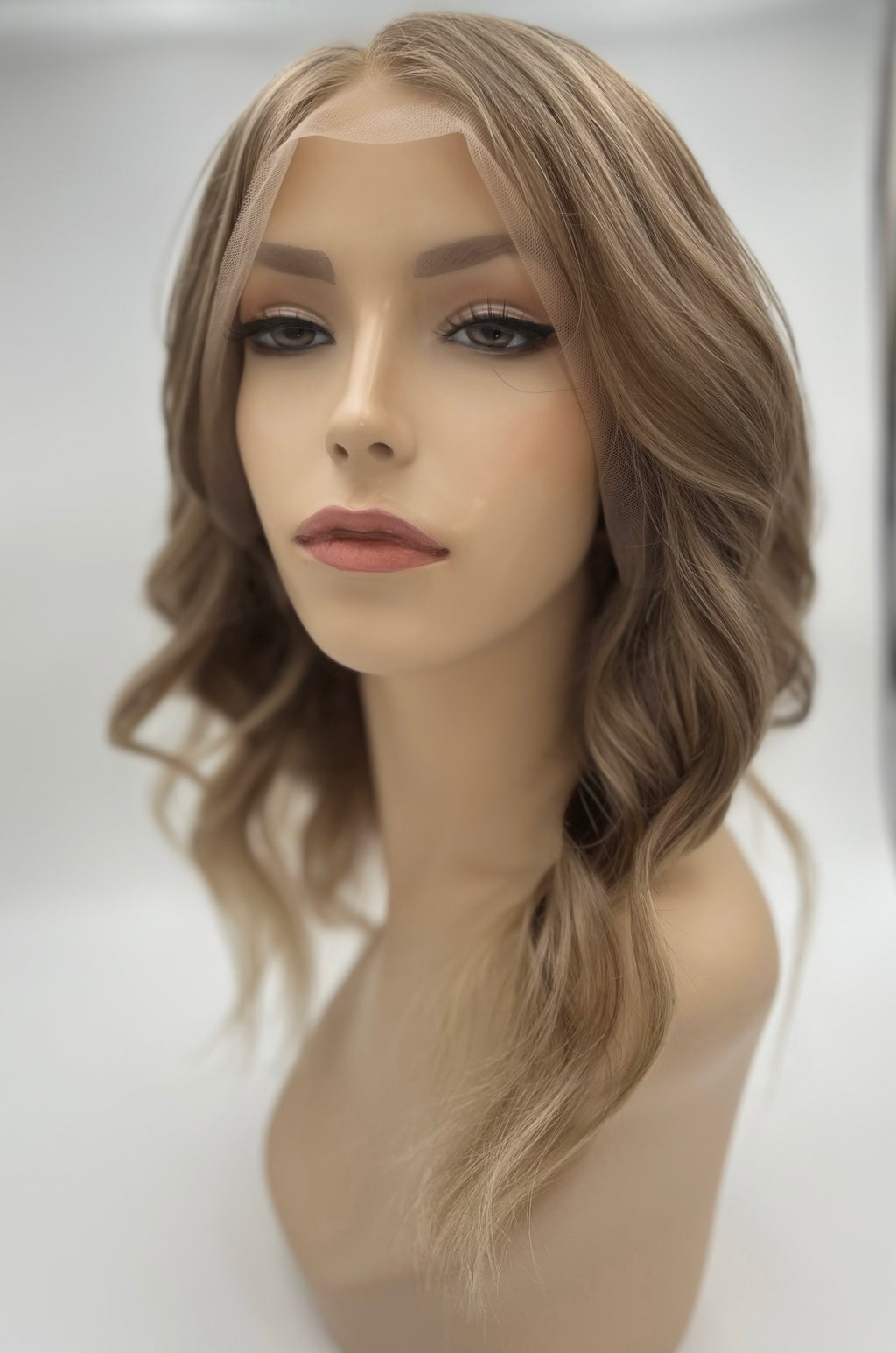 "Genna" 16" Transparent Lace Frontal