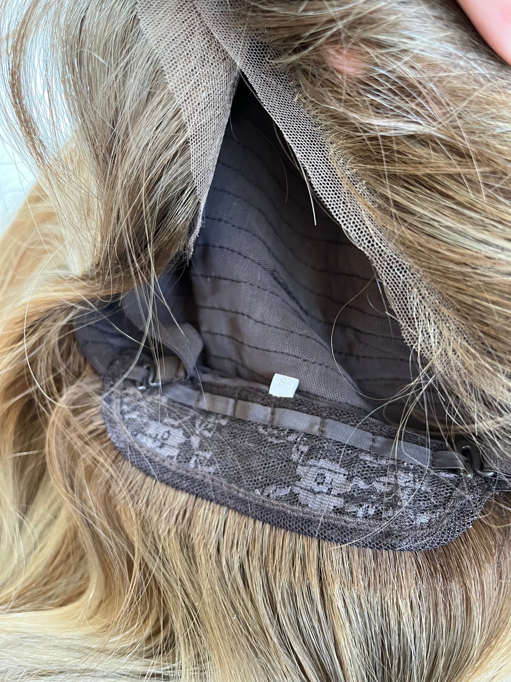 "Lainey" Size Small 14" **Sample Sale**