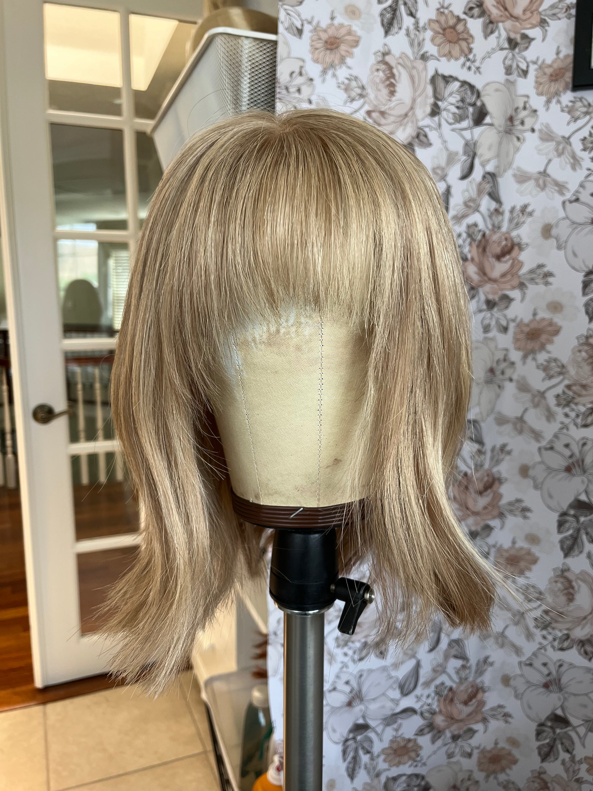 "Paige" 14"  with bangs Size S/M