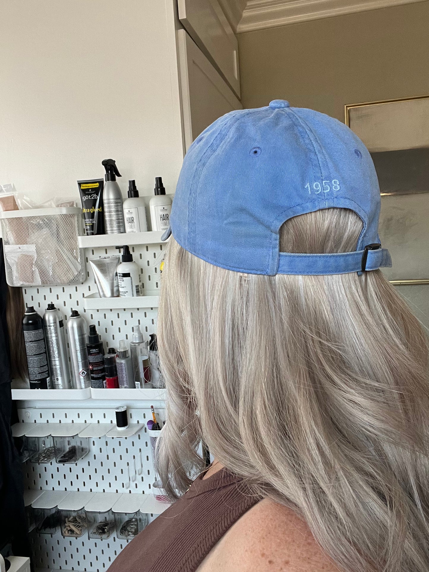 "Cara" 16" Hat Wig