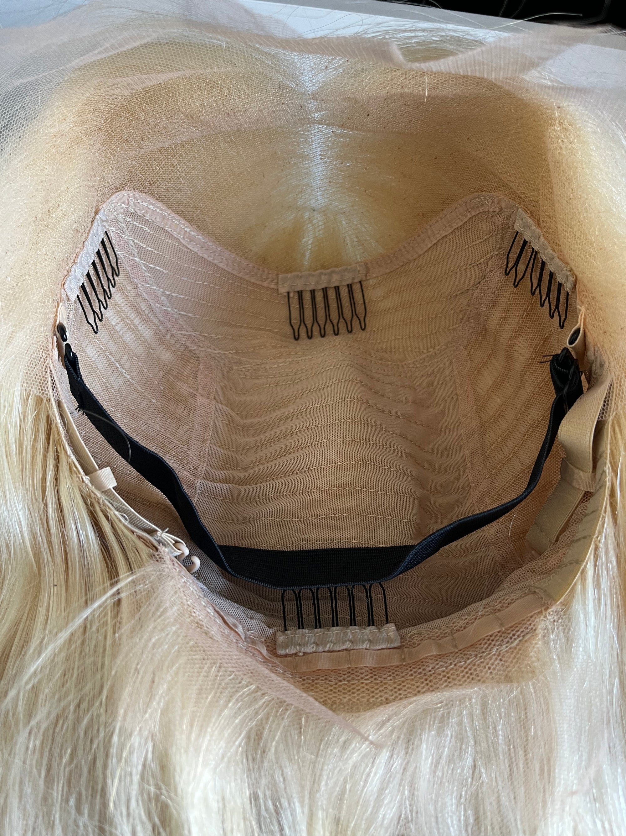 "Lexi" Transparent 14" Lace Front Wig