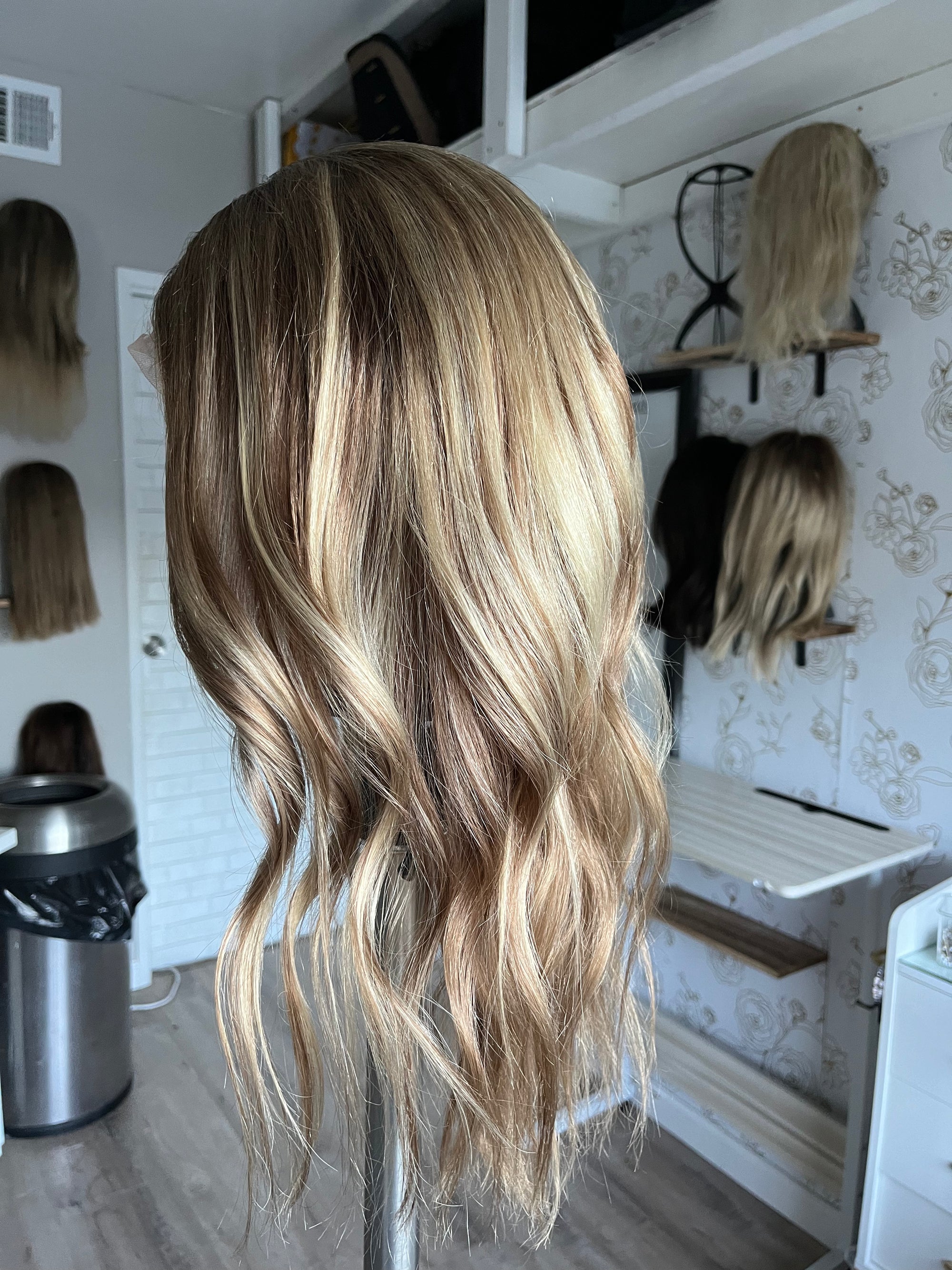 "Meg" 20" Transparent Lace Frontal