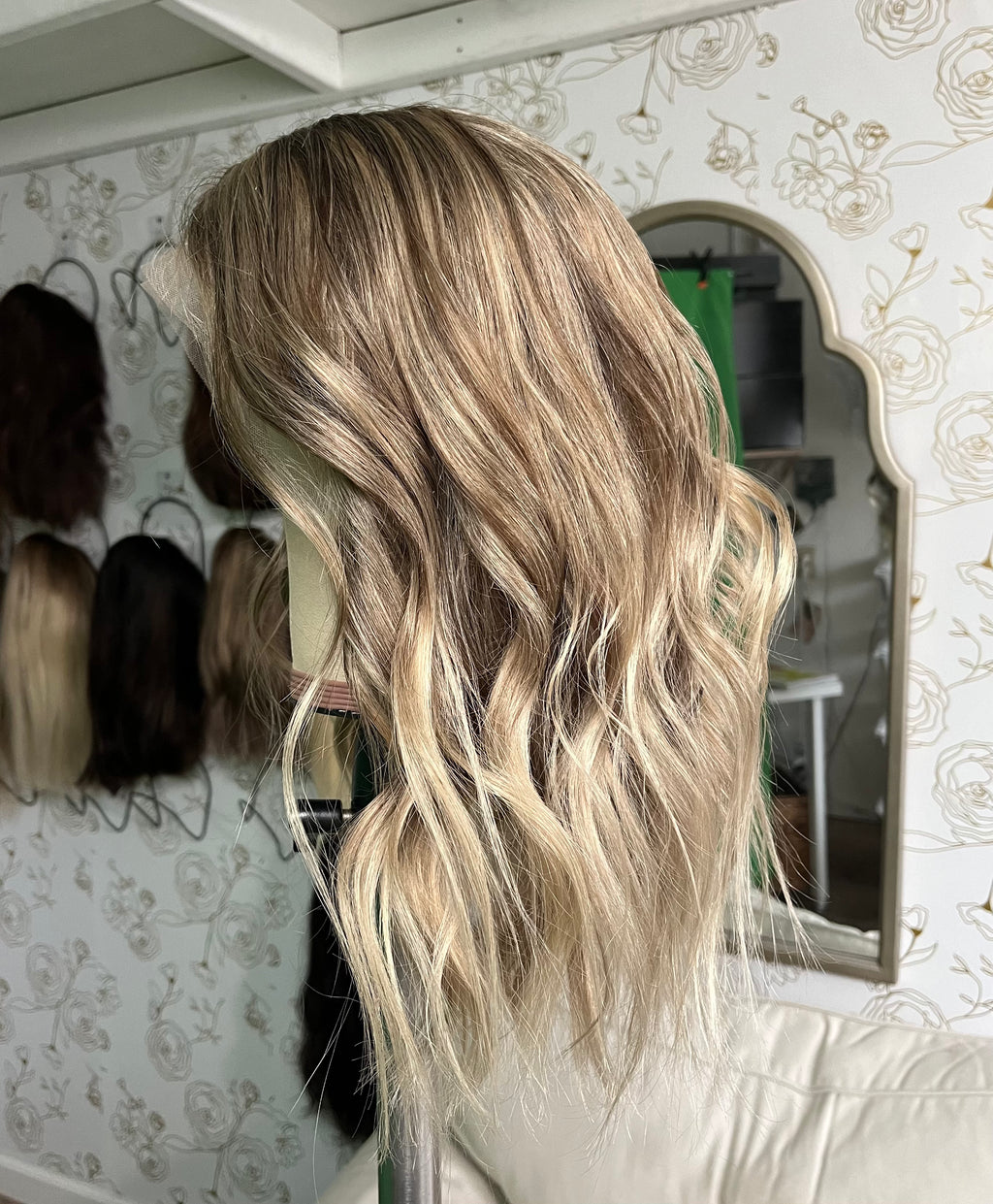 "Genna" 16" Transparent Lace Frontal