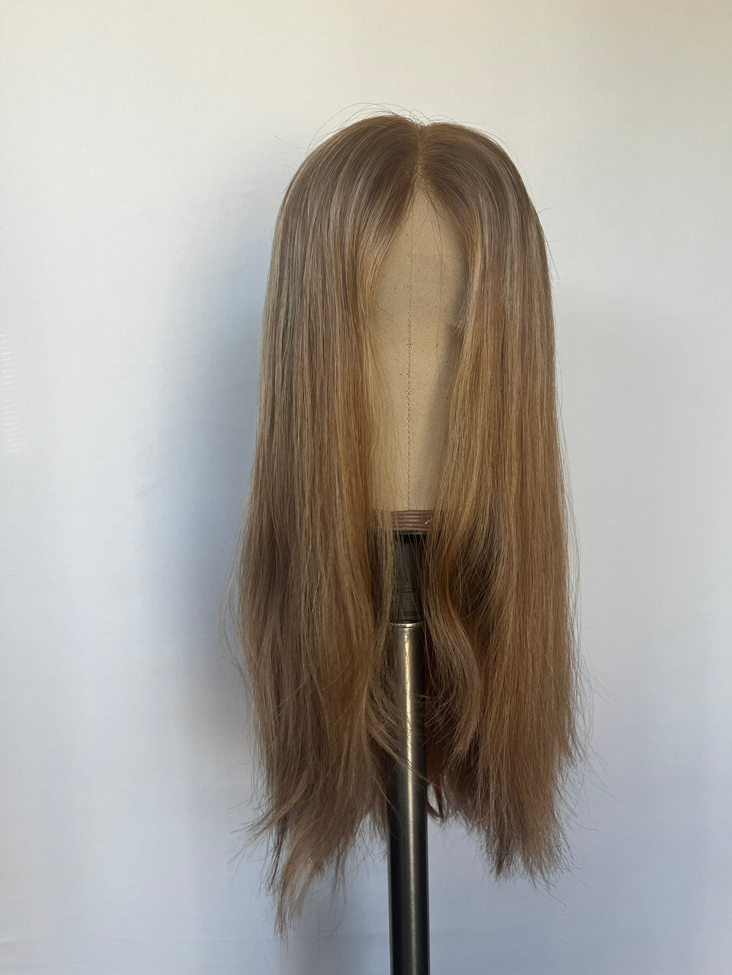 Custom Colored Honey Blonde 22"(M) Lace Front