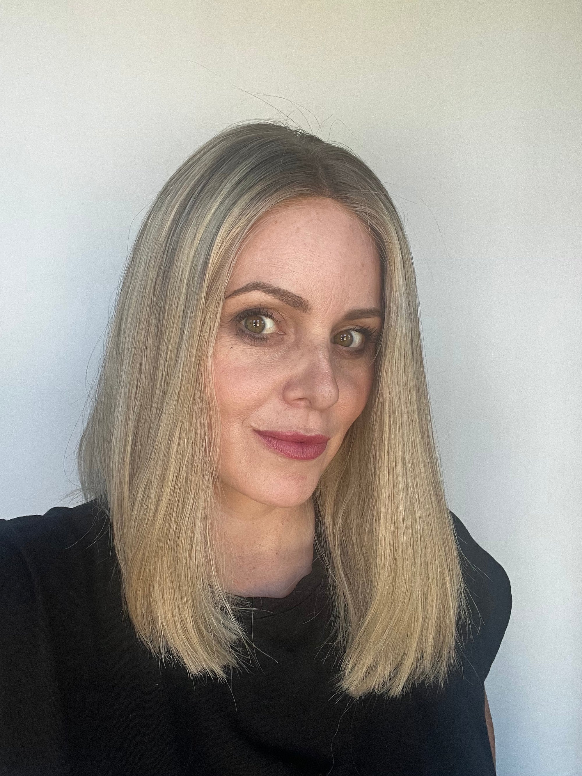 Custom Colored Rooted Blonde 14"(XS)  Lace Front