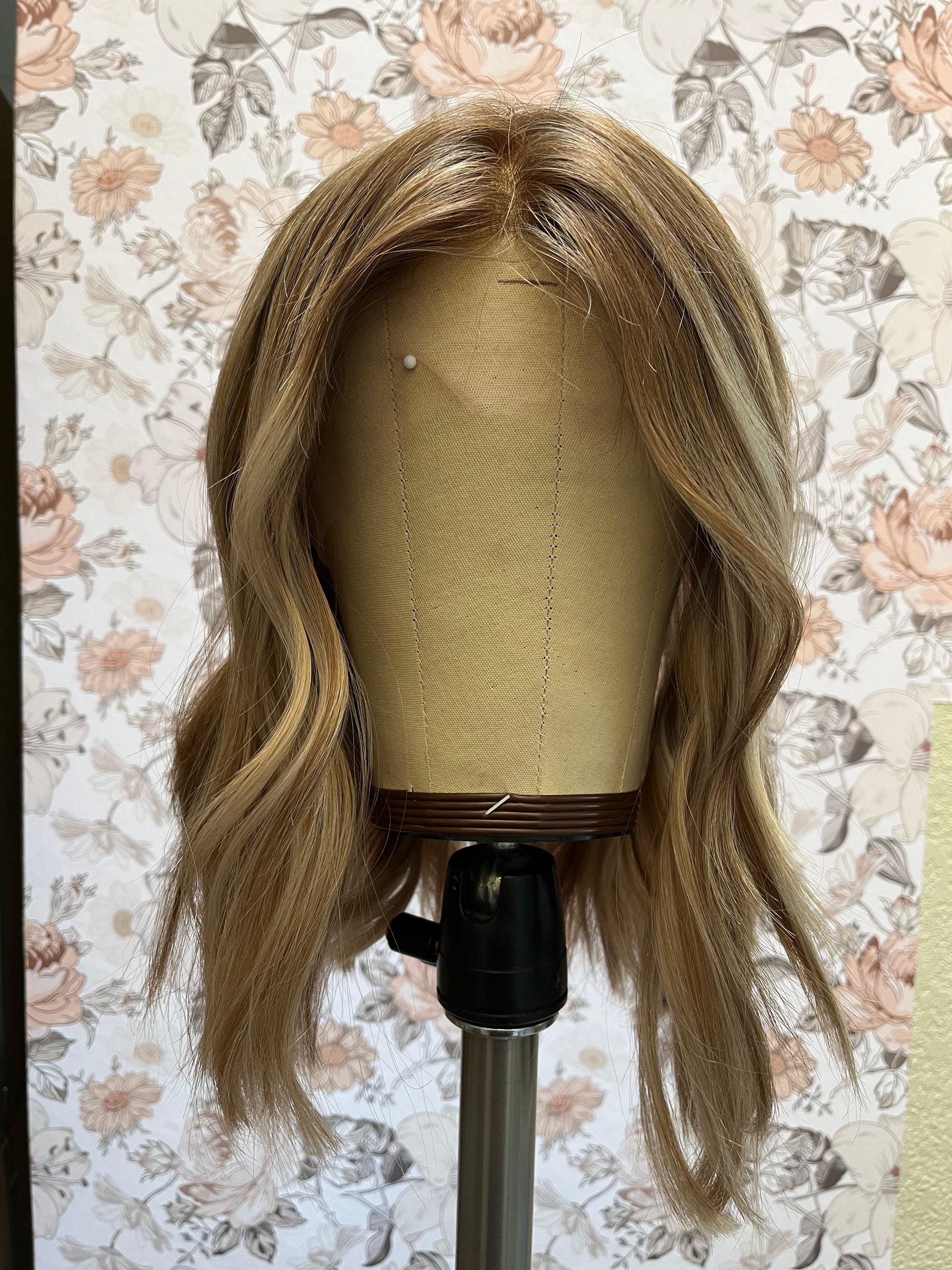 "Lainey" 16' Transparent Lace Front and Top Wig