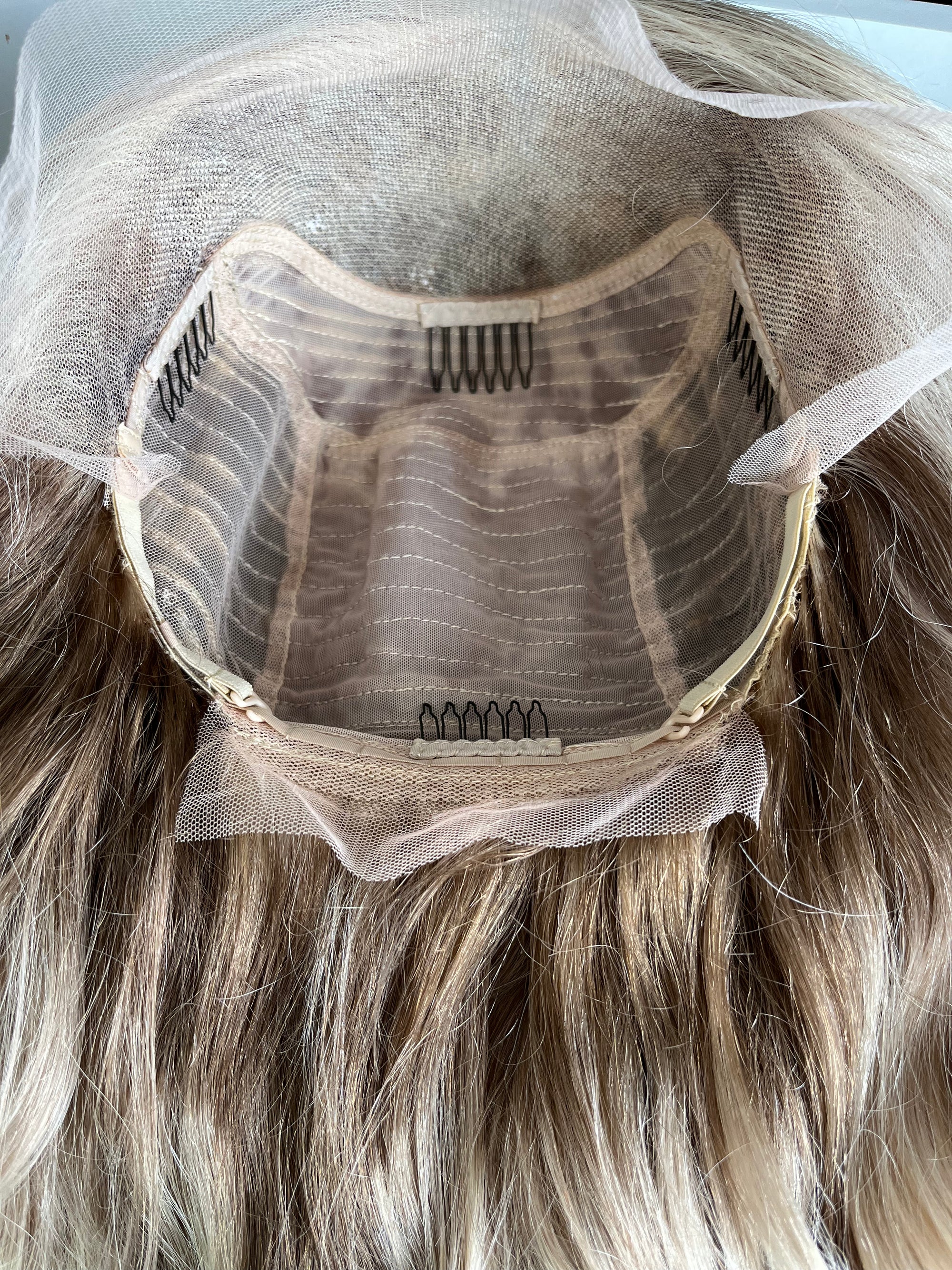 "Lexi" Transparent 14" Lace Front Wig